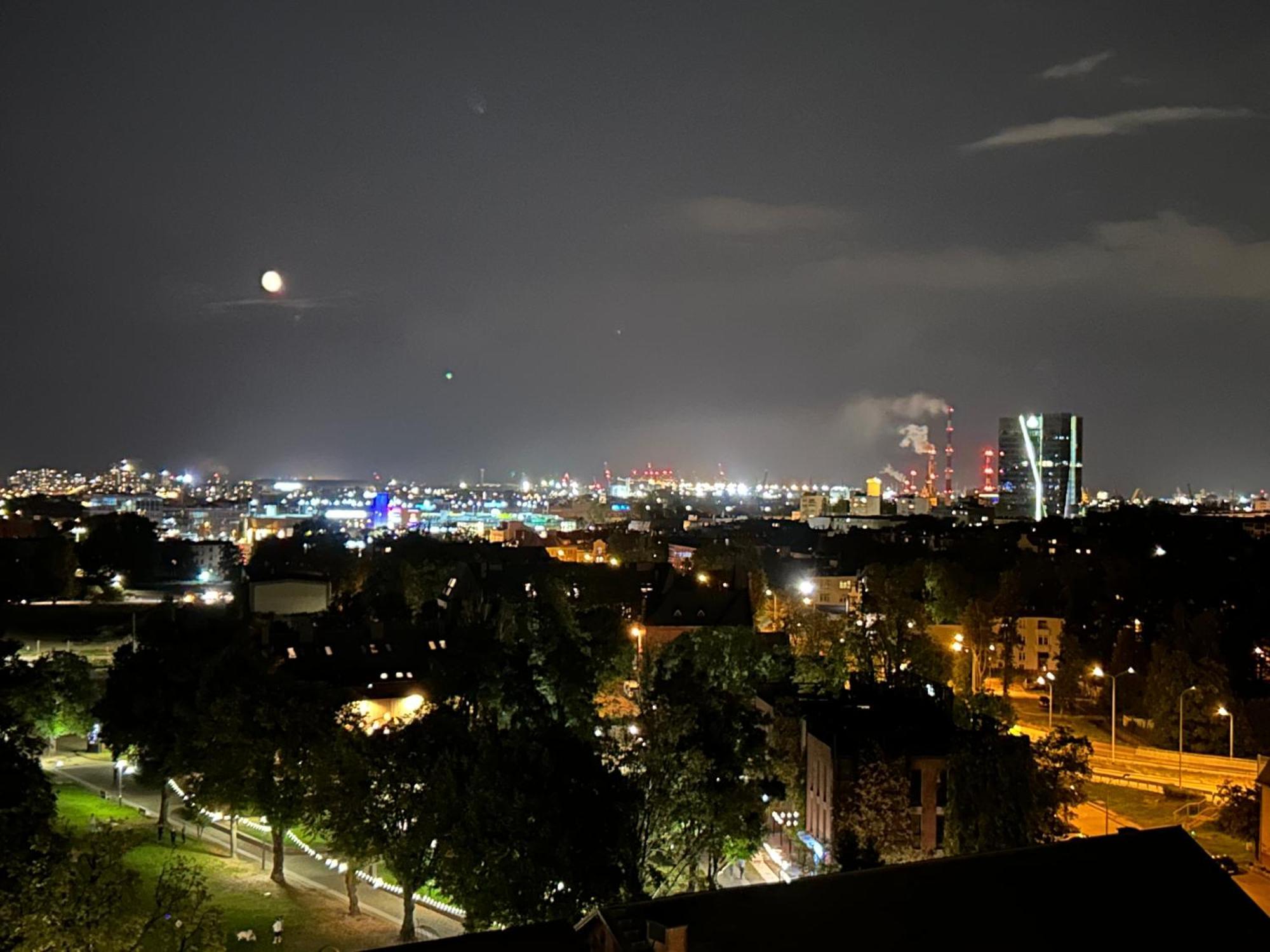 Apartament Z Widokiem Na Gdansk I Zatoke Free & Priv Parking Kültér fotó